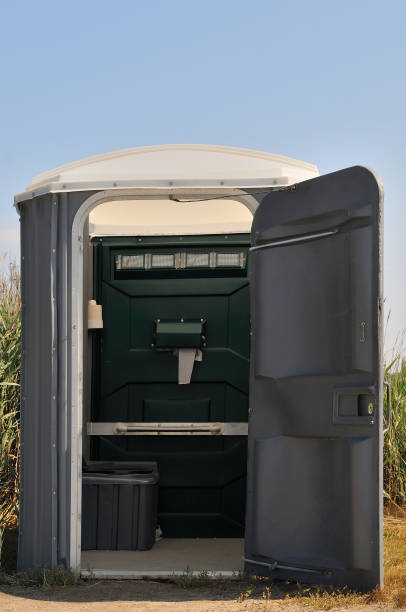 Portable Toilet Options We Offer in Ivanhoe, TX